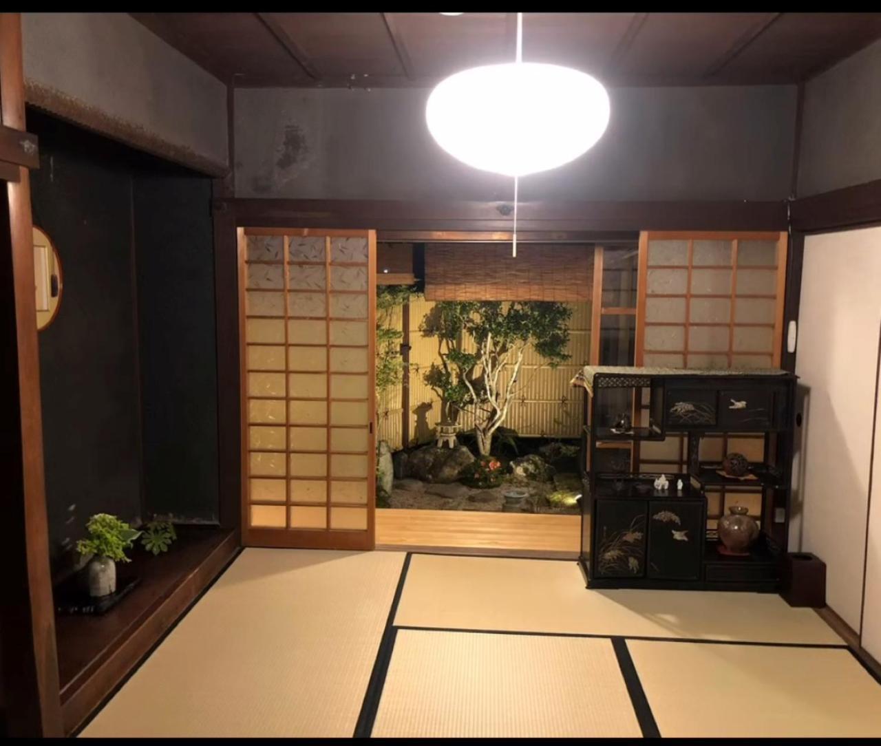 Villa Tetsu-juro Former Ogunis , Himeji Castles Back Parlor-like